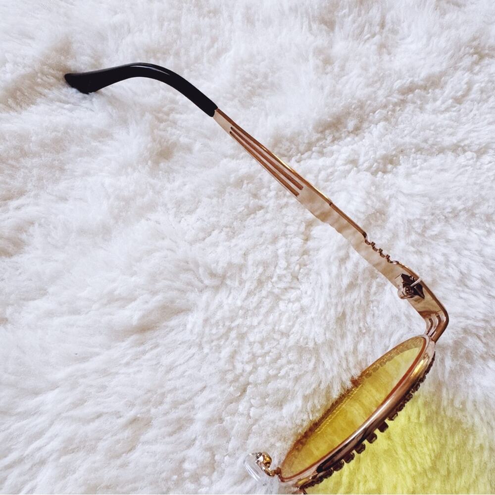 Kate Clear Yellow Round Sunglasses - Picture 9 of 14